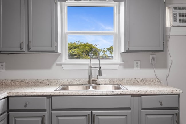 Photo - 324 State St Unit 2