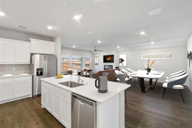 2335 Rocky Mountain Dr