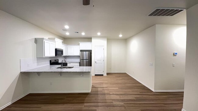 Photo - 1221 NW 113th St