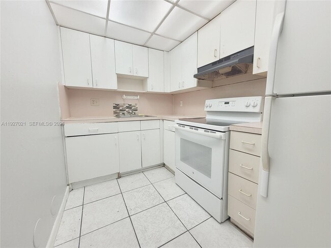 Photo - 400 NE 18th Ave Unit 104