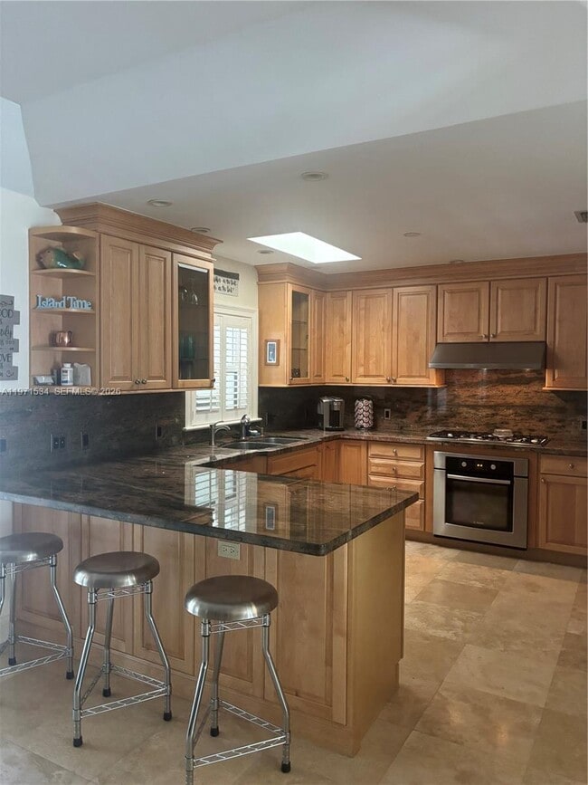 Photo - 42 Transylvania Ave