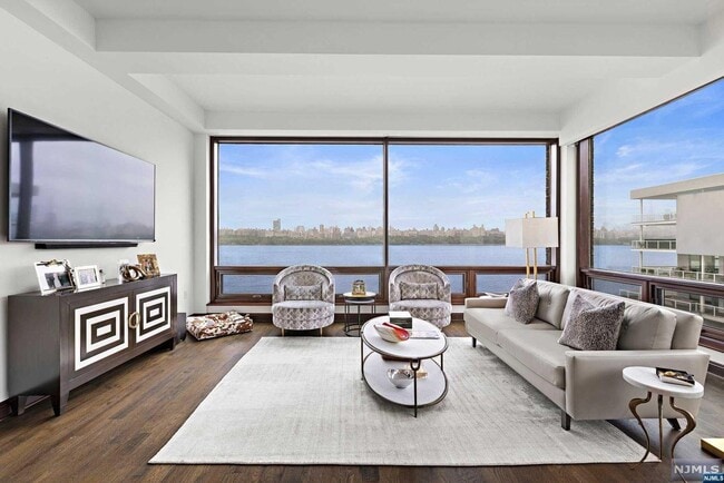 Photo - 9 Somerset Ln Unit 501