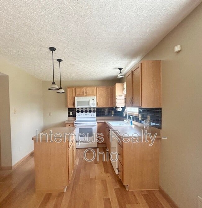 Photo - 173 Niatross Pl