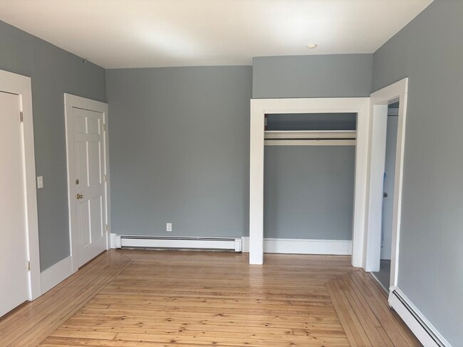 Photo - 27 4th St Unit 1