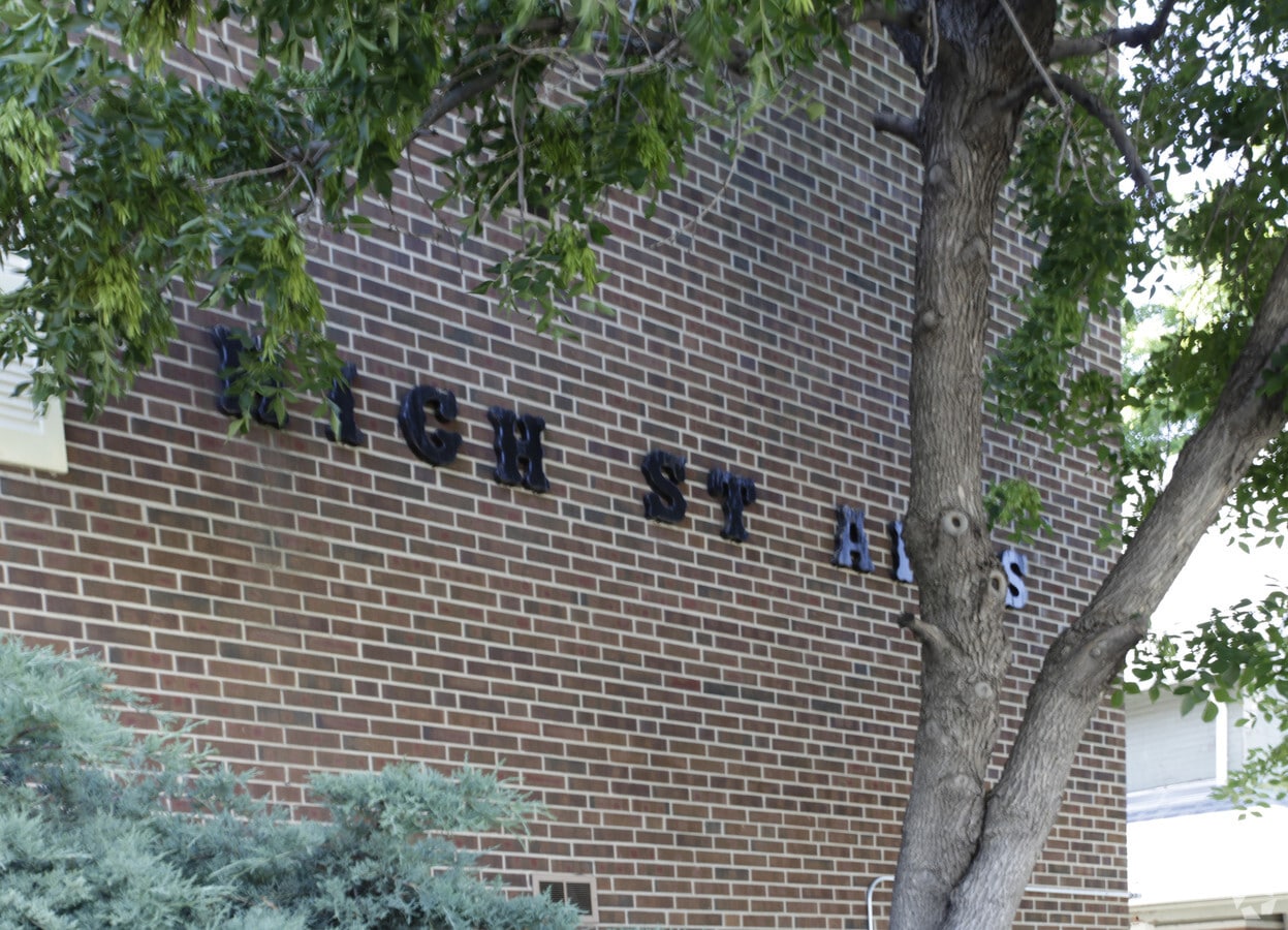 Photo - Redi High Street