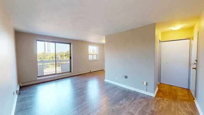 Photo - Forest Ave Apartments