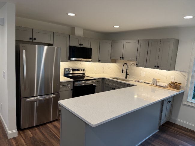 Photo - 227 The Plaza