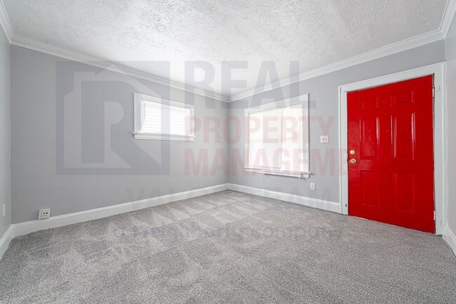 Photo - 11101 Nelson Ave Unit Lower