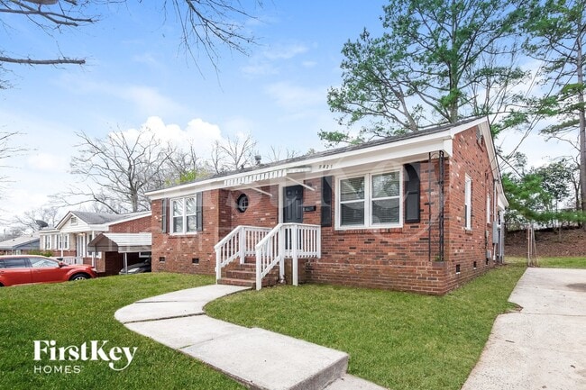 Photo - 1421 Waddell St