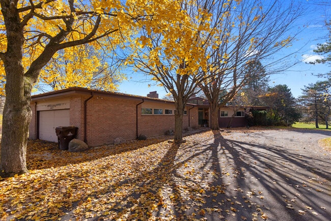 Photo - 4105 Riverview Dr