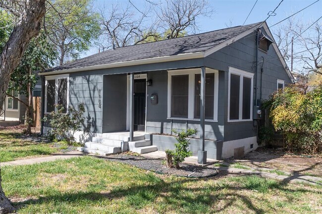 Building Photo - 1104 Bouldin Ave Rental