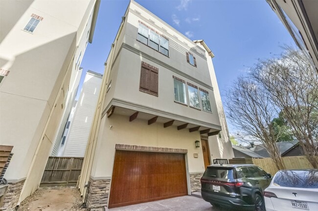 Photo - 1126 W 16th St House