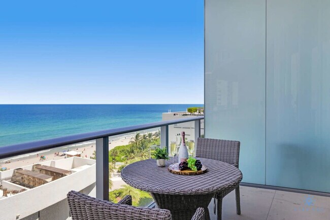 Building Photo - 4111 S Ocean Dr Rental