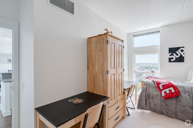 3BR, 2BA