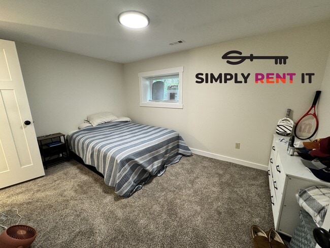 Photo - Renovated 2 Bedroom, 2 Bathroom on Campus! Available Now! Unit 11