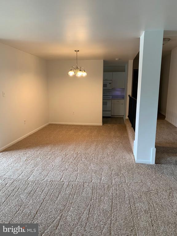 Photo - 15704 Dorset Rd Unit 144