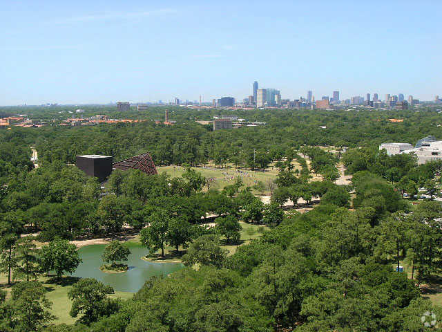 Photo - The Parklane