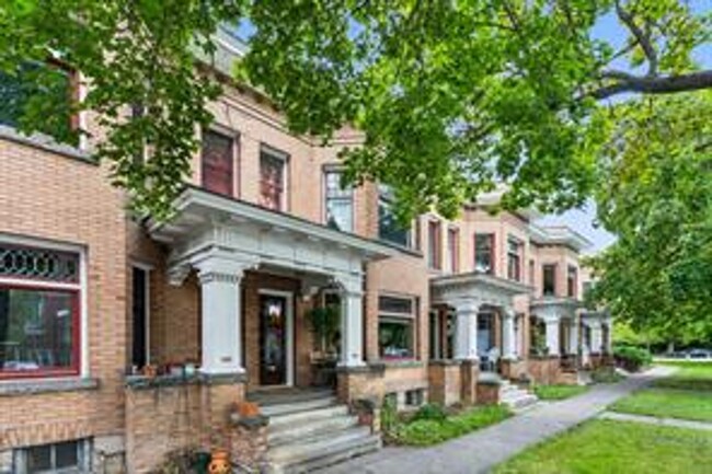 Charming Historic Rental in Downtown Missoula - Charming Historic Rental in Downtown Missoula