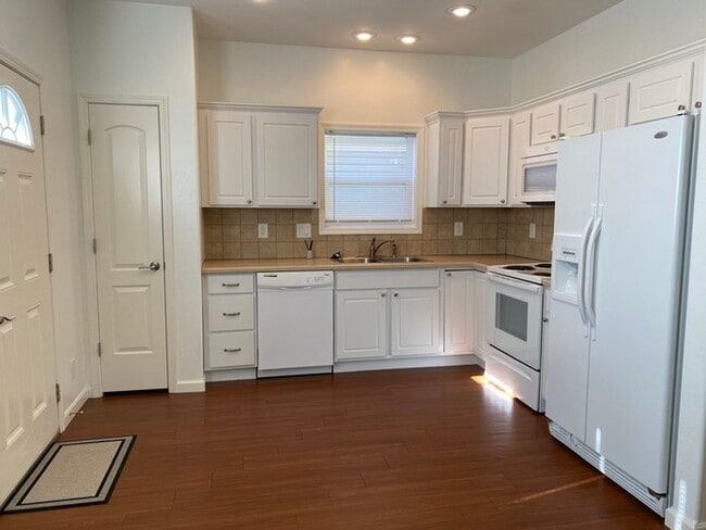 Photo - 509 East Kiowa-102 Unit 102