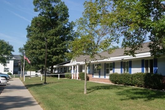 Harbor Pointe Apartments - Harbor Pointe Apartments