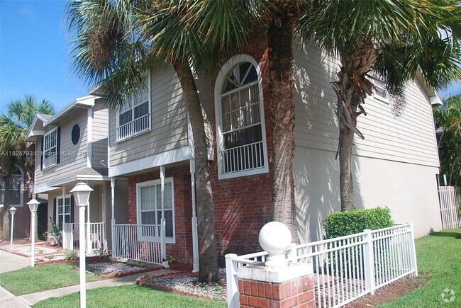 Building Photo - 3661 NW 122nd Terrace Rental