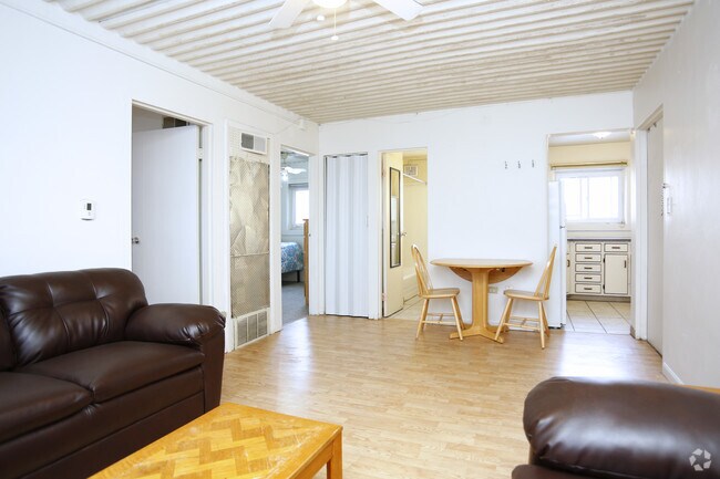 2 BR, 1 BA - living room - 102 N Gregory St Unit 102N.Gregory