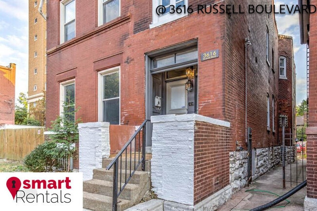 Building Photo - 3616 Russell Blvd Rental
