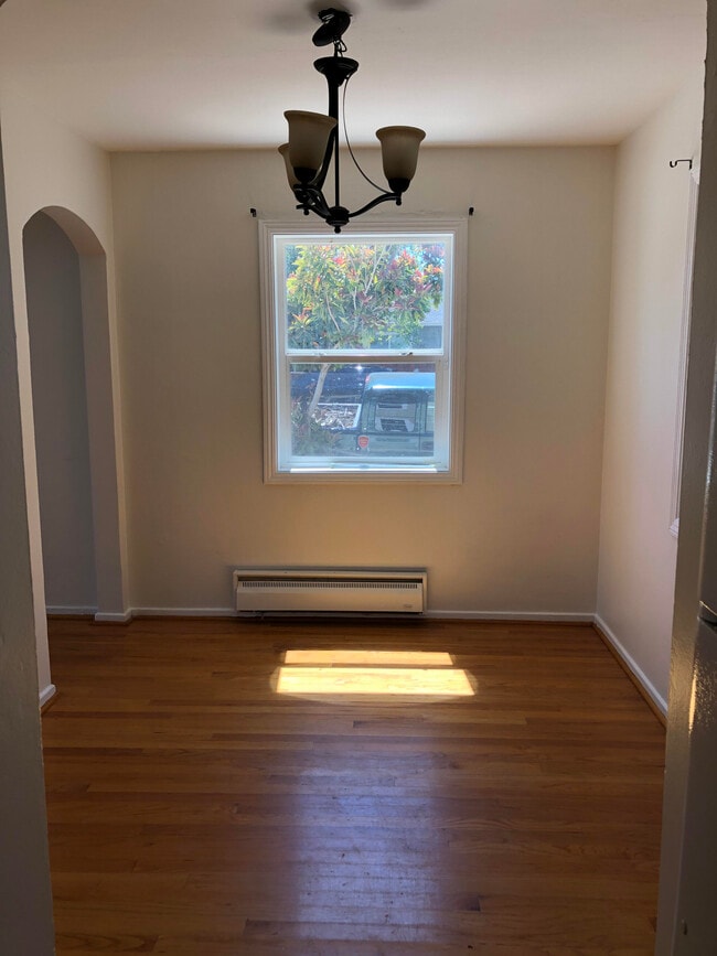 Photo - 1031 Hudson St