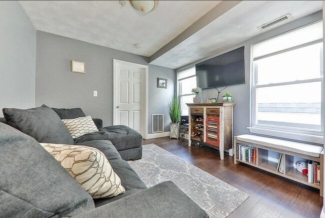 Photo - 12 Mount Pleasant St Unit 1