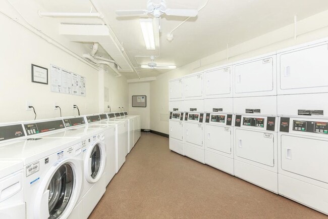 Photo - Renaissance Place