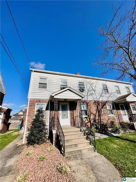 Photo - 103 W Grant St