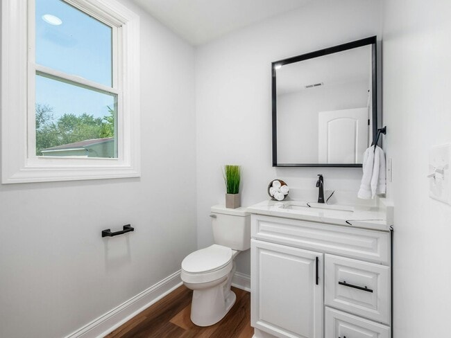 Photo - 1633 S 4th St