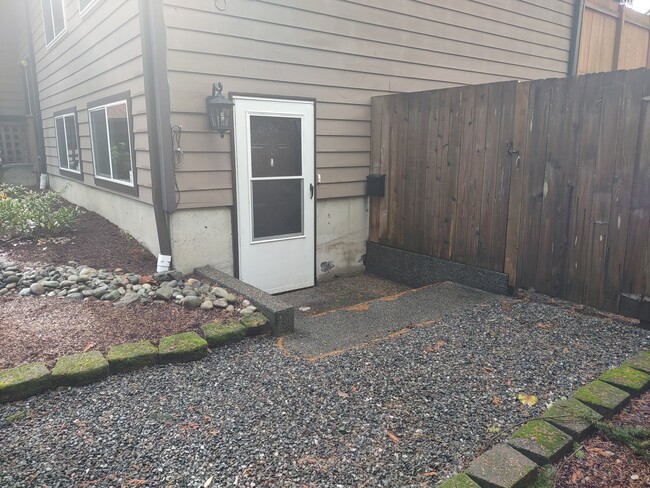 Photo - 112 SW 312th St Unit 1BD 1BR Apartment