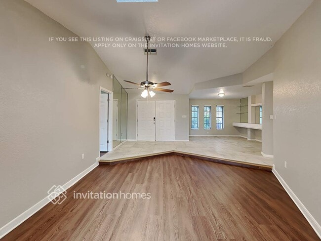 Photo - 2118 Amarillo Ln