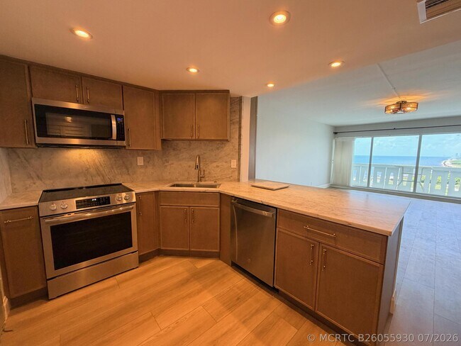 2100 S Ocean Dr Unit 16H