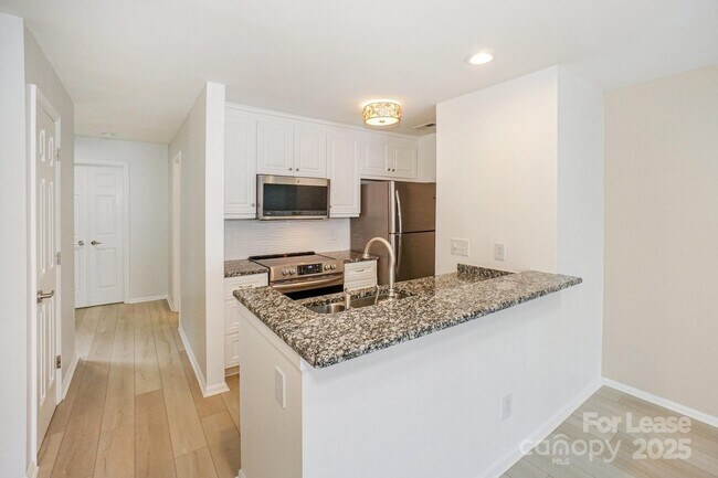 Photo - 368 Northwest Dr