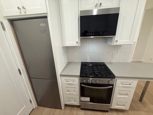 1404 Colton St Unit 1404