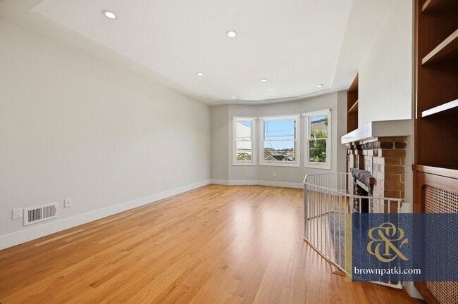 Photo - 360 Chenery St