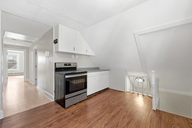 Photo - 21 John St Unit 3