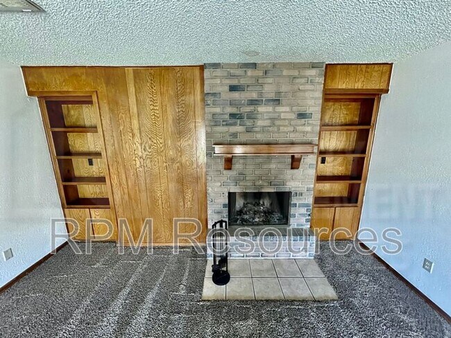 Photo - 7002 Woodlake Dr