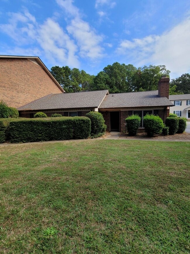 Building Photo - Exclusively offered by MUSE REALTY, LLC Rental