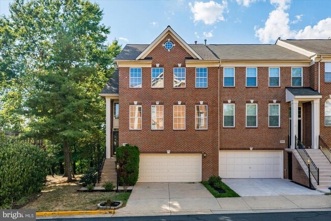 Building Photo - 13438 Burrough Farm Dr