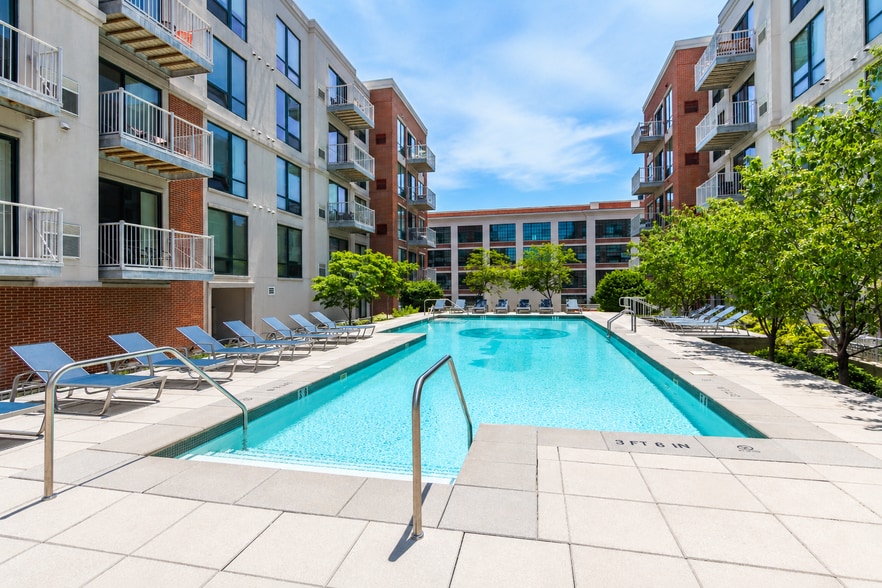 121 Towne Apartments