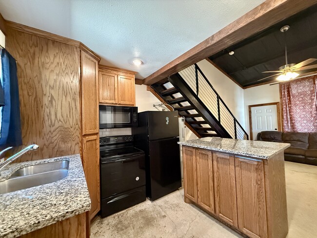 Photo - 155 Fawn Cir
