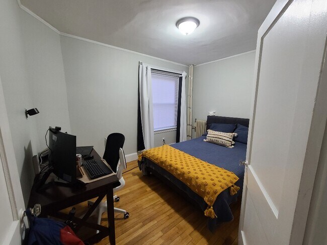 Photo - 1625 Commonwealth Ave Unidad 1