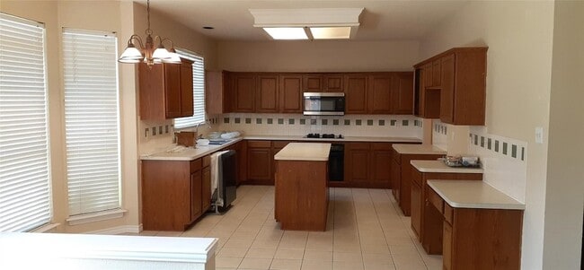 4526 Julian Dr