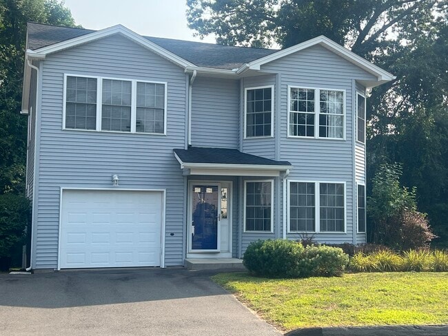 Building Photo - 53 Tunxis St Rental