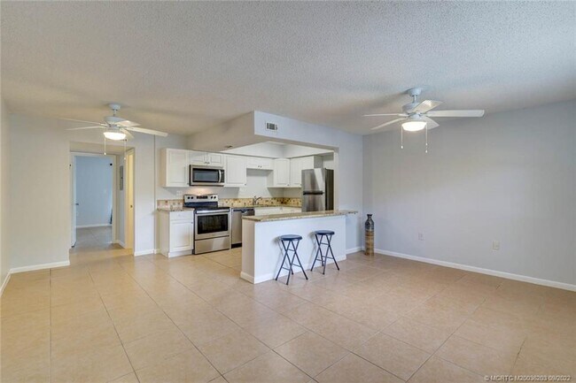 Photo - 2600 S Kanner Hwy Unit U3