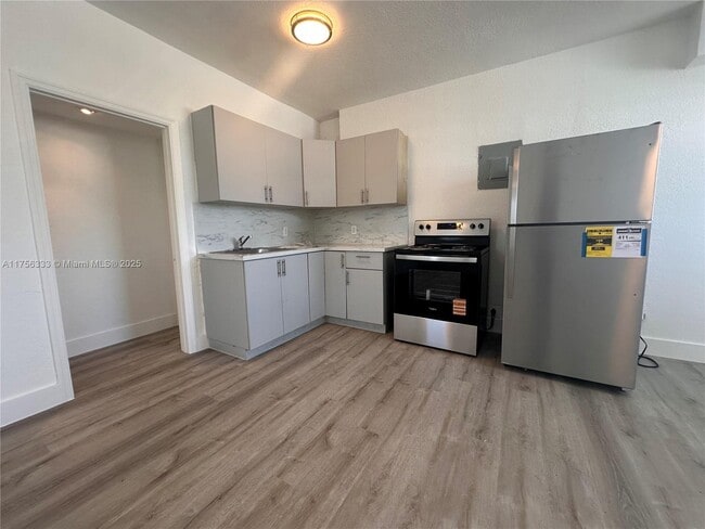 Building Photo - 50 NW 79th St Unit 6 Rental