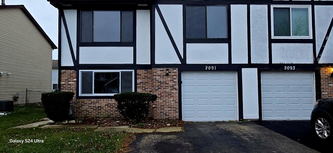 Photo - 2091 Windward Ln Townhome